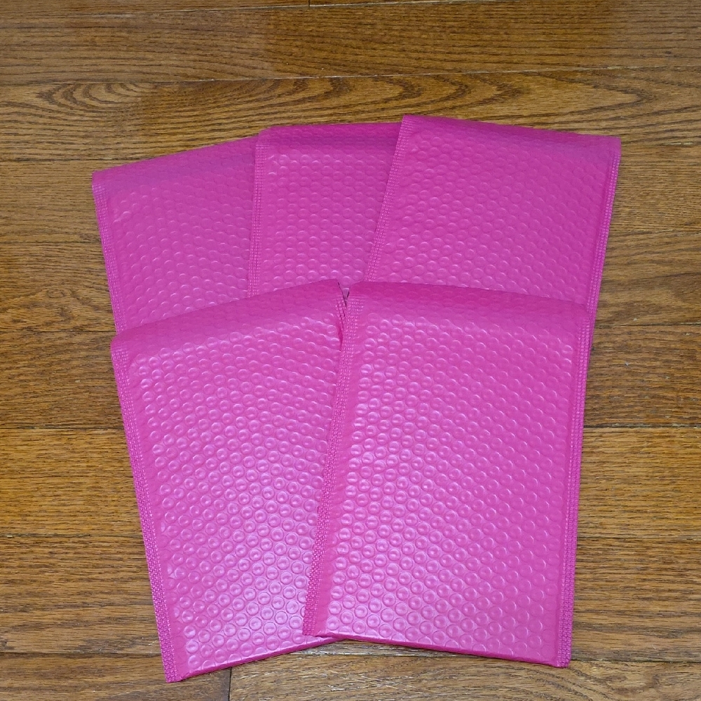 🆕️ (5) Pink 6x10 Bubble Mailers